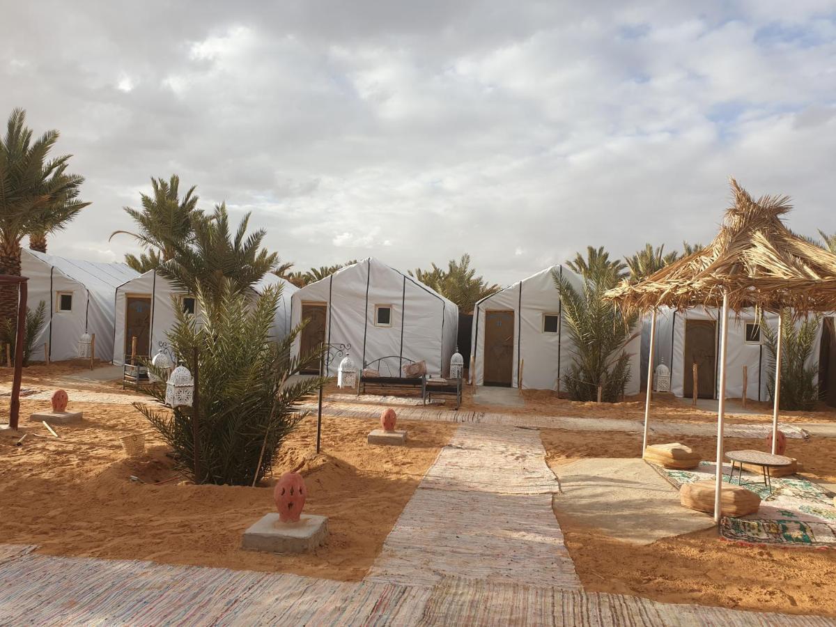 Auberge Sahara Garden Lac Yasmins Exterior foto