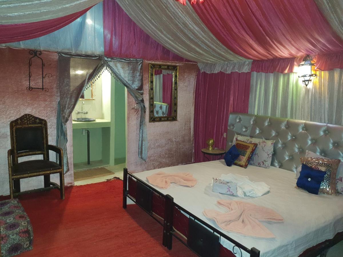 Auberge Sahara Garden Lac Yasmins Exterior foto