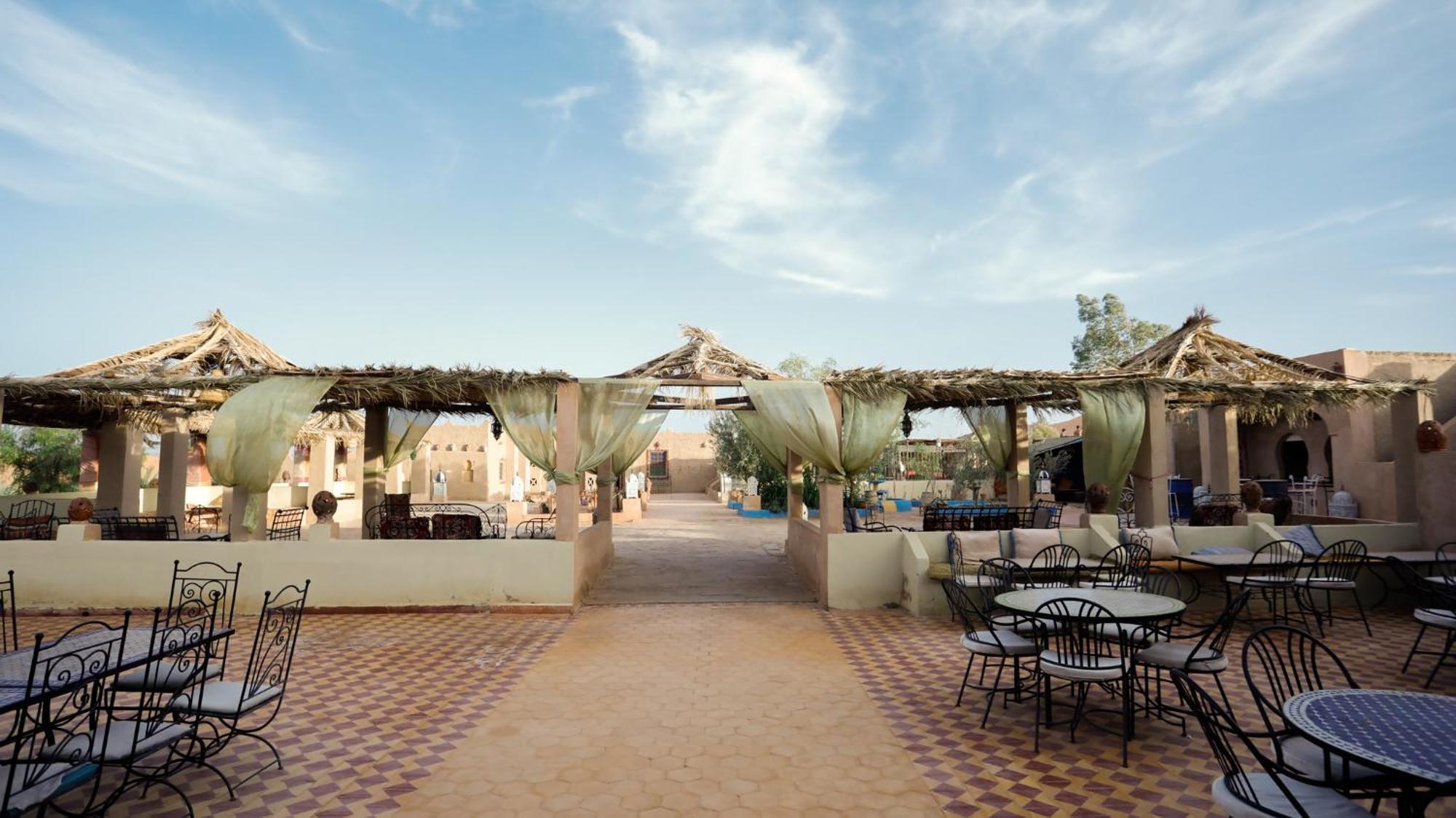 Auberge Sahara Garden Lac Yasmins Exterior foto
